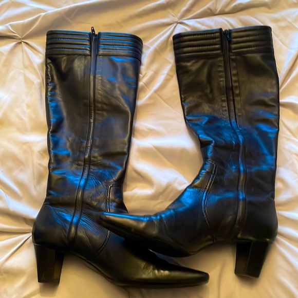 Clarks boots like new - Picture 1 of 3